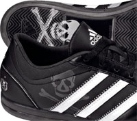 pirate sports shoes